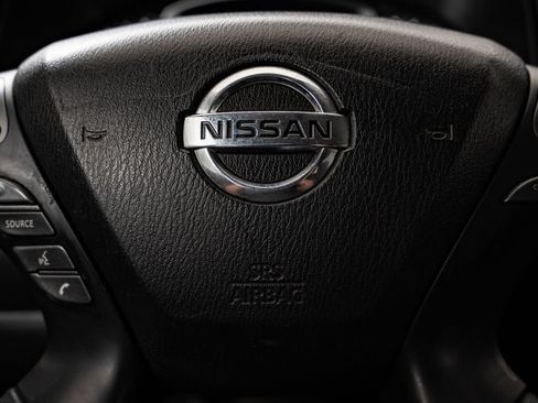 Used 2018 Nissan Pathfinder SL FWD image 30
