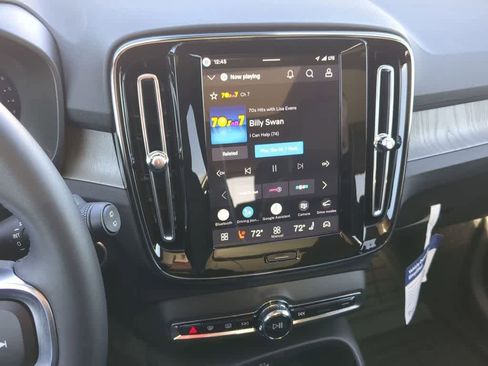 Certified 2026 Volvo XC40 B5 Plus w/ Protection Package Premier AWD/4WD image 26