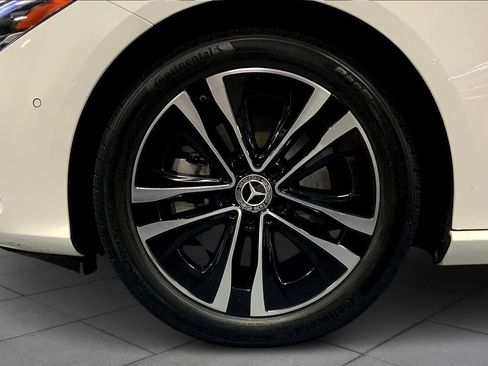 Used 2025 Mercedes-Benz CLA 250 image 10