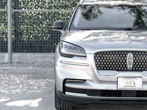 Used 2022 Lincoln Aviator Reserve w/ Equipment Group 201A image 41