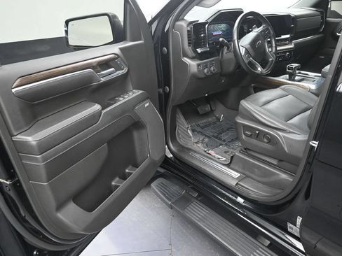 Used 2023 Chevrolet Silverado 1500 LT Trail Boss w/ LT Trail Boss Premium Package AWD/4WD image 10