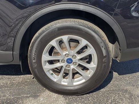 Used 2020 Ford Escape SE image 27