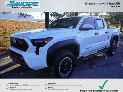 Certified 2025 Toyota Tacoma TRD Off-Road image 7