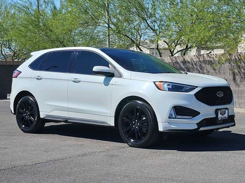 Used 2022 Ford Edge ST-Line w/ Class II Trailer Tow Package AWD/4WD image 2