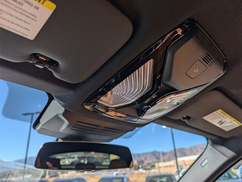 New 2026 BMW X6 xDrive40i w/ Executive Package image 32