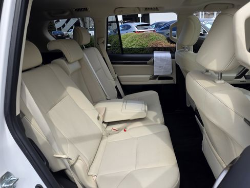 Certified 2020 Lexus GX 460 Premium w/ Premium Package image 30