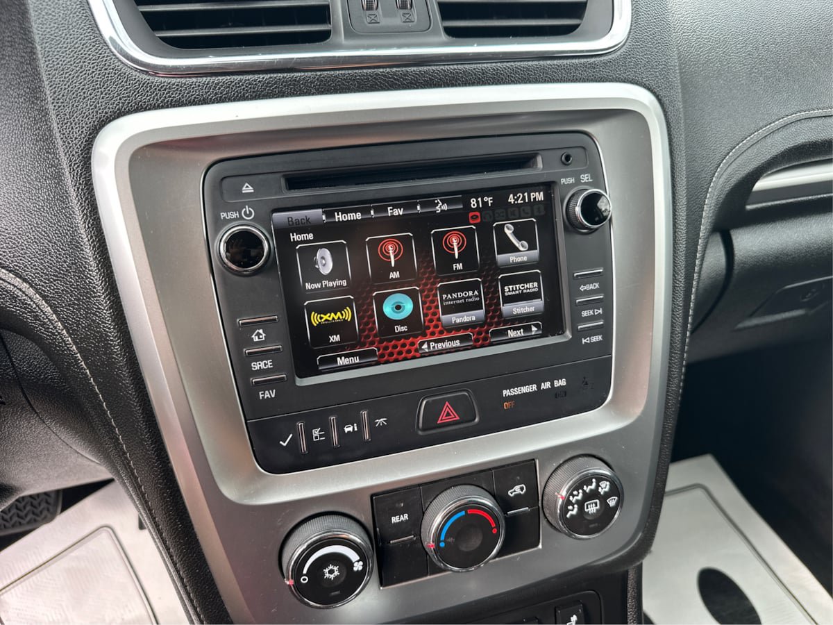 Used 2015 GMC Acadia SLE AWD/4WD image 16