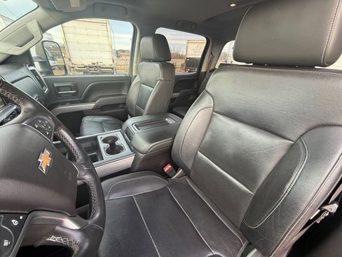Used 2015 Chevrolet Silverado 2500 LTZ w/ Duramax Plus Package image 10