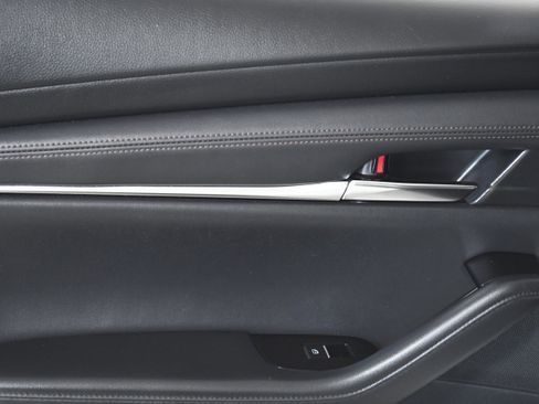 Used 2021 MAZDA MAZDA3 2.5 Turbo Sedan w/Premium Plus image 23