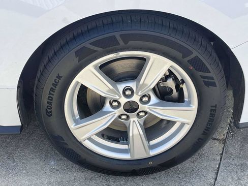 Used 2024 Ford Mustang Coupe RWD image 9