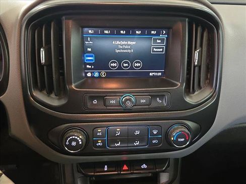Used 2022 Chevrolet Colorado W/T w/ WT Convenience Package RWD image 15