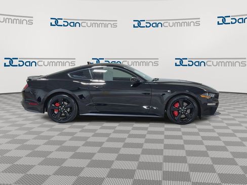 Used 2021 Ford Mustang GT Premium w/ Equipment Group 401A RWD image 9