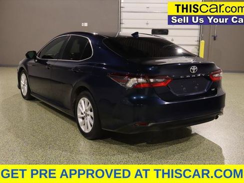 Used 2021 Toyota Camry LE FWD image 5