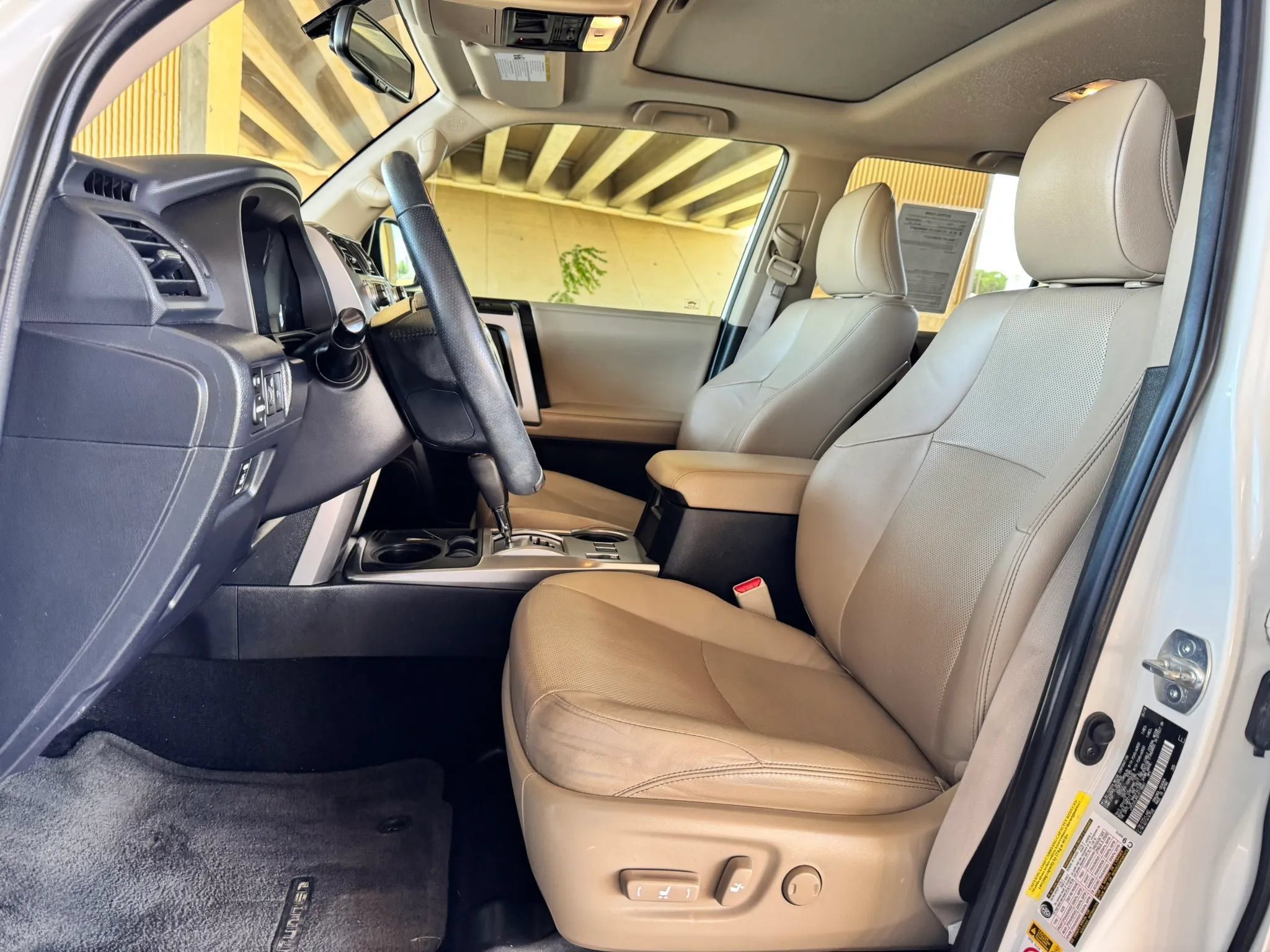 Used 2018 Toyota 4Runner Limited RWD image 11