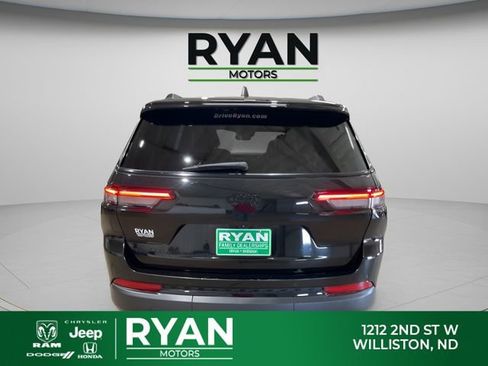 Used 2019 RAM 1500 Big Horn AWD/4WD image 4