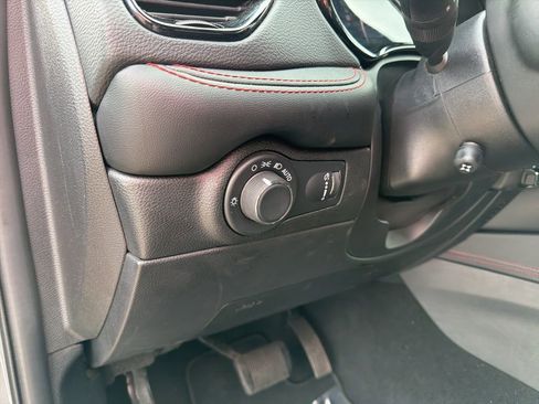 Used 2024 Dodge Durango GT image 16