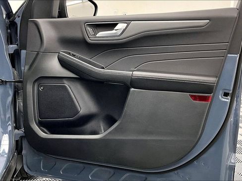 Certified 2025 Ford Escape Active w/ Active Premium Tech Pack FWD image 24