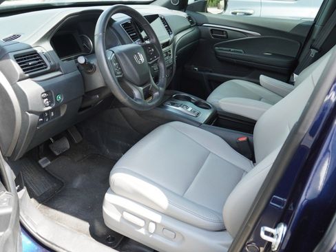 Used 2023 Honda Passport EX-L image 9