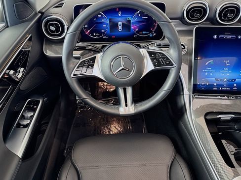 Used 2022 Mercedes-Benz C 300 Sedan image 21