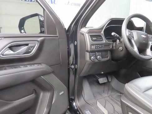 Used 2024 Chevrolet Tahoe LT w/ Luxury Package image 47