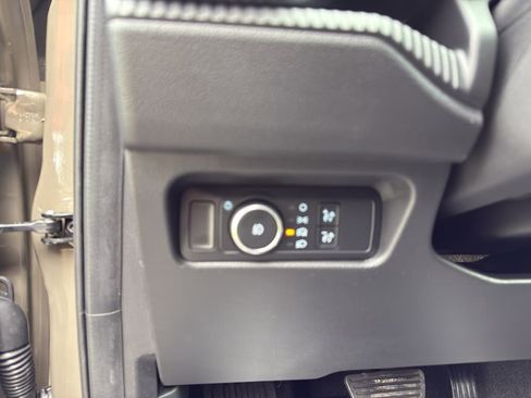 New 2025 Ford Ranger Lariat w/ FX4 Off-Road Package image 17