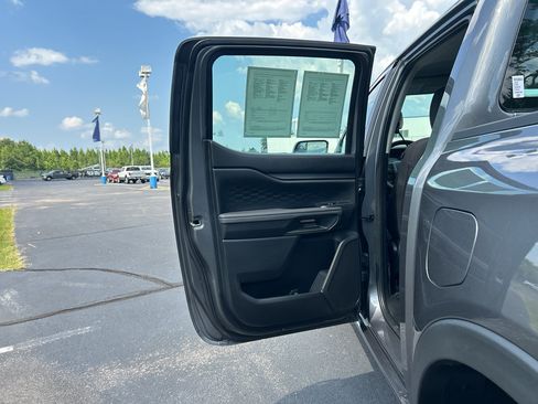 Used 2025 Ford Ranger XL w/ Trailer Tow Package RWD image 18