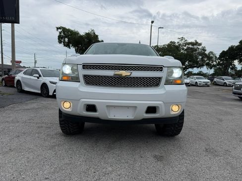 Used 2011 Chevrolet Tahoe LTZ RWD image 4