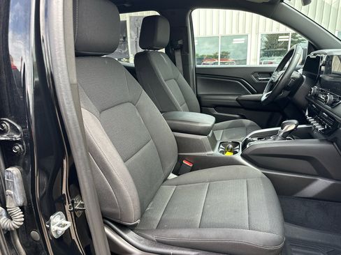 Used 2023 Chevrolet Colorado LT w/ LT Convenience Package II image 26