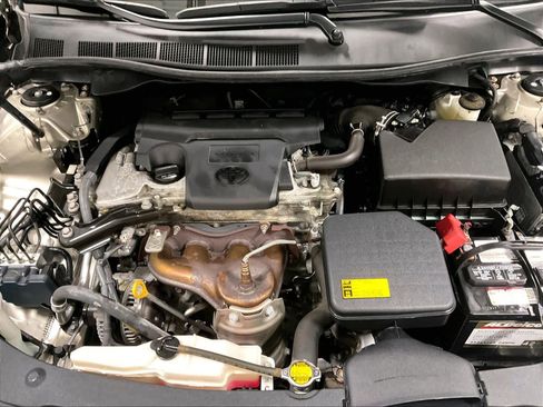 Used 2013 Toyota Camry XLE image 35