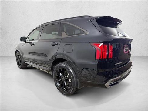 Used 2023 Kia Sorento SX AWD/4WD image 7