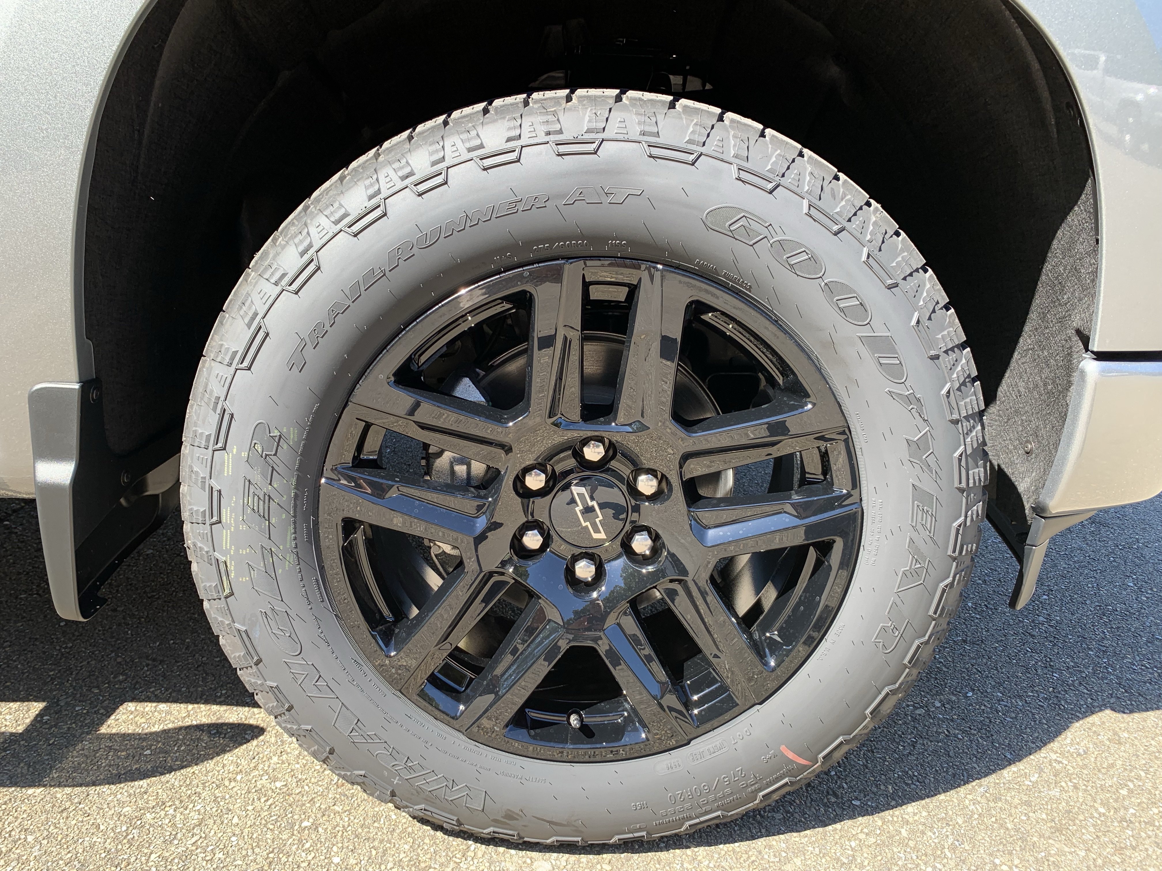 New 2026 Chevrolet Silverado 1500 Custom w/ Turbomax Blackout Package AWD/4WD image 26