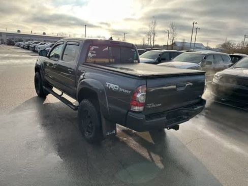 Used 2015 Toyota Tacoma 4x4 Double Cab image 16