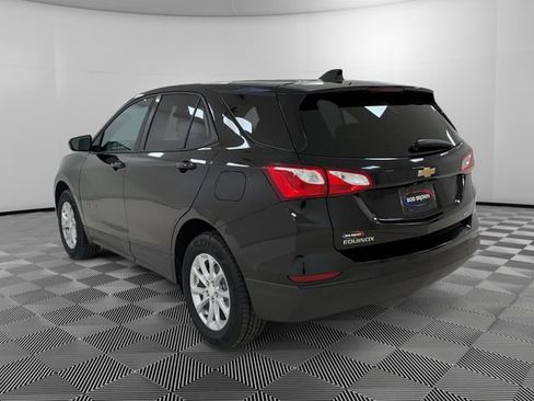 Certified 2019 Chevrolet Equinox LS w/ LS Convenience Package AWD/4WD image 3