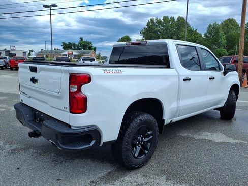 Used 2023 Chevrolet Silverado 1500 LT Trail Boss w/ Protection Package AWD/4WD image 4