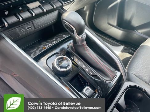 Used 2023 Chevrolet Colorado Z71 w/ Z71 Convenience Package 2 AWD/4WD image 23