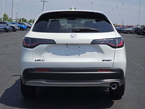 Used 2026 Honda HR-V Sport image 12