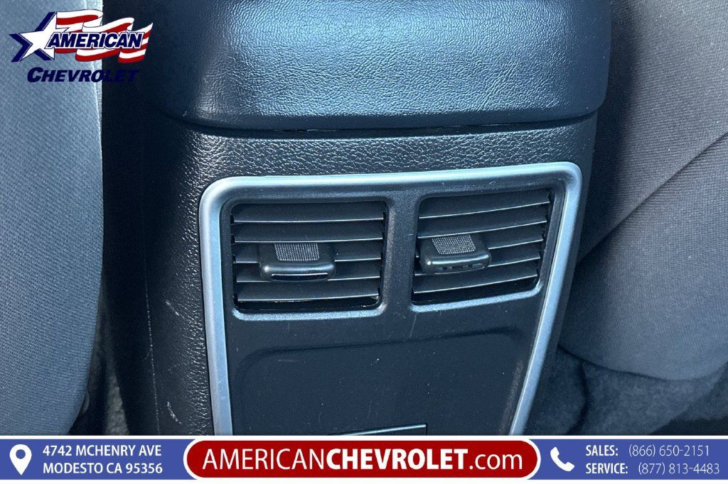 Used 2023 Dodge Charger SXT RWD image 16