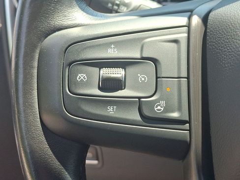 Used 2022 GMC Sierra 2500 AT4 w/ AT4 Preferred Package AWD/4WD image 17