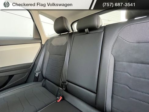 New 2025 Volkswagen Taos SE image 47