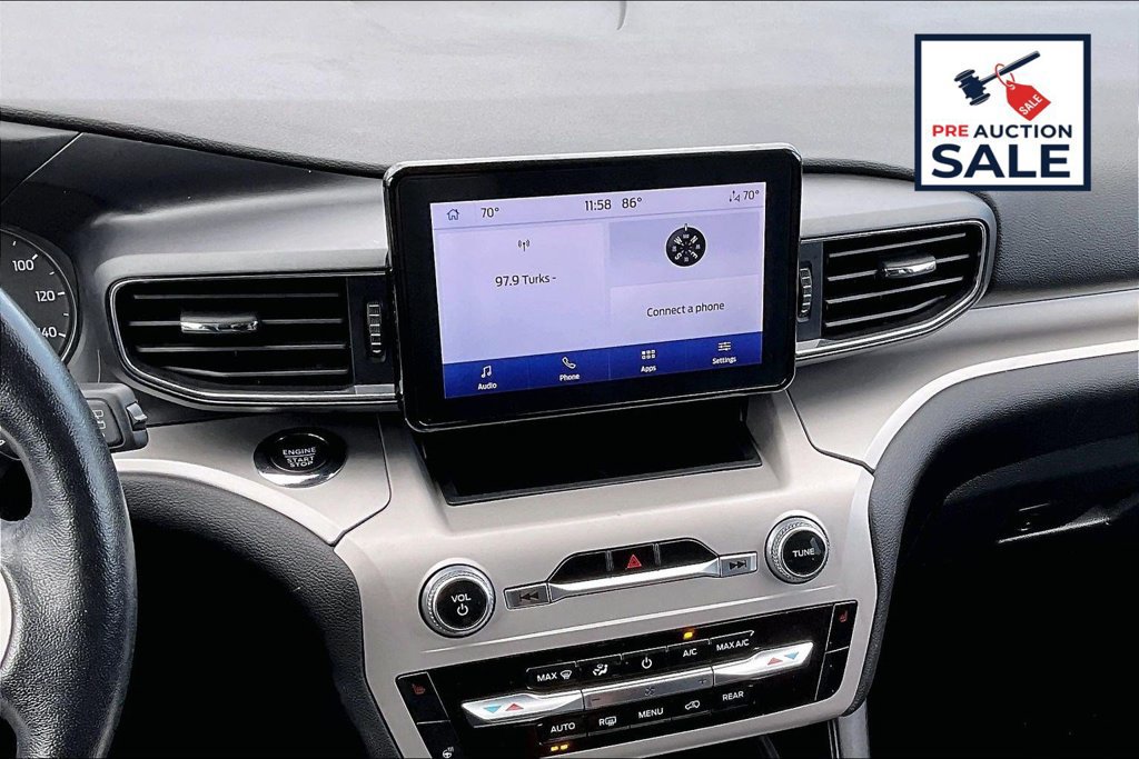 Used 2023 Ford Explorer XLT w/ Equipment Group 202A RWD image 6
