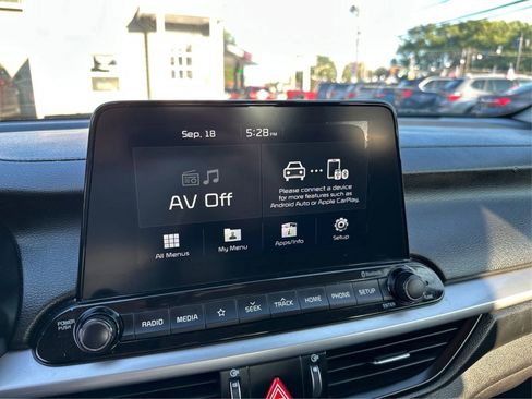 Used 2020 Kia Forte LXS image 18