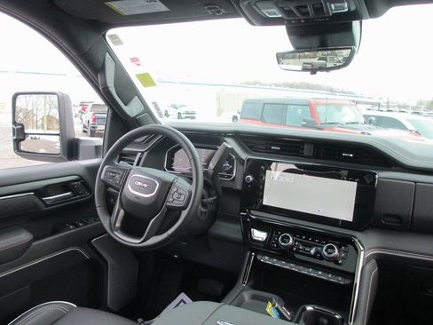 Certified 2024 GMC Sierra 2500 AT4X image 27