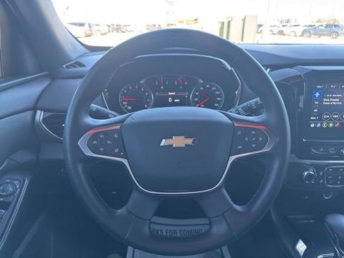 Used 2023 Chevrolet Traverse LT FWD image 12