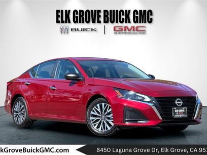 Used 2025 Nissan Altima 2.5 SV