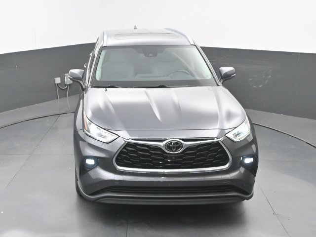 Used 2021 Toyota Highlander Limited FWD image 14