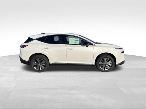 New 2025 Nissan Murano SV image 5