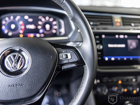 Used 2020 Volkswagen Tiguan SEL image 26