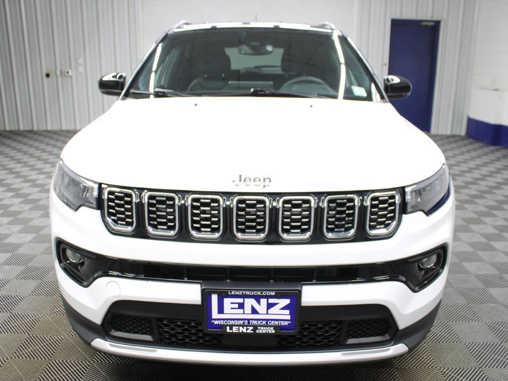 Used 2025 Jeep Compass Limited AWD/4WD image 46