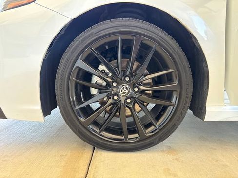 Used 2023 Toyota Camry XSE FWD image 27