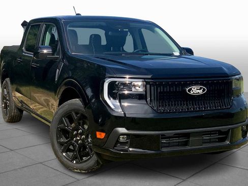 New 2025 Ford Maverick Lobo image 2